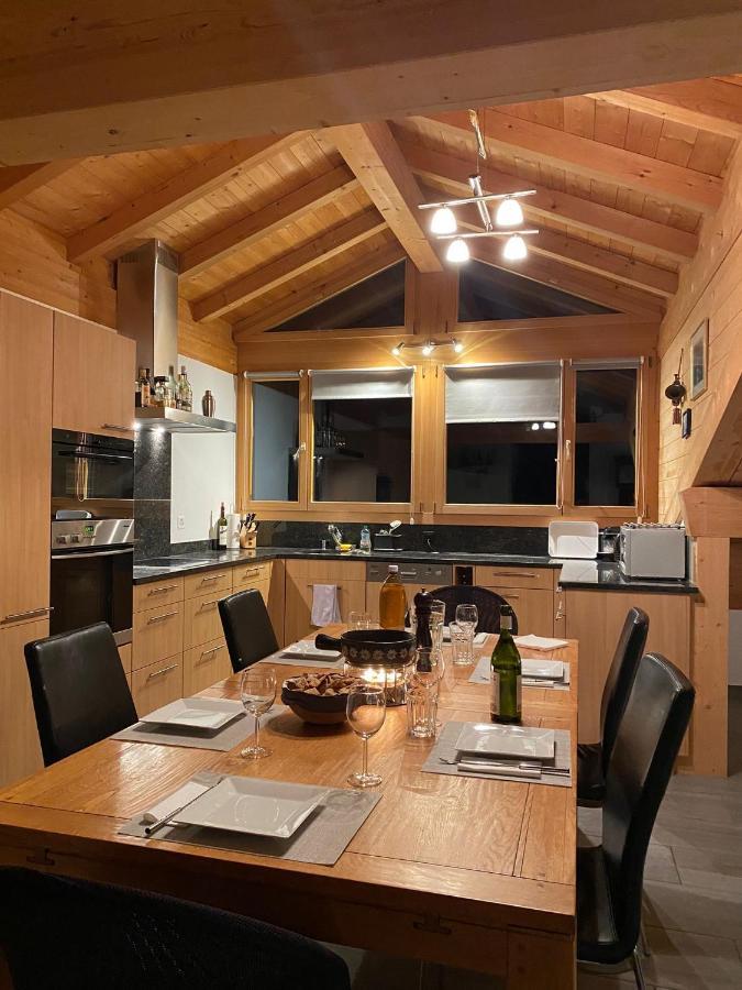 Appartement Attic In The Alps à Luzein Extérieur photo